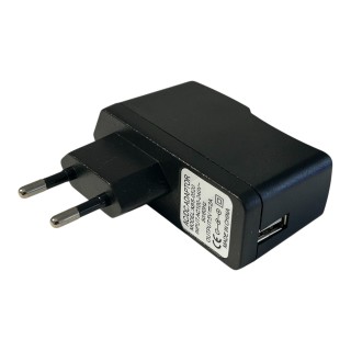 Adapter, 5V/2A, USB csatlakozóval Adapter, 5V/2A, USB csatlakozóval